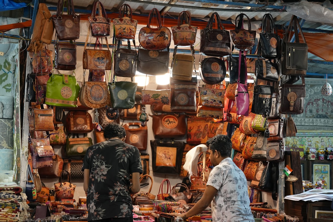 Unpacking the Benefits of Quality Travel Bags for Travelers