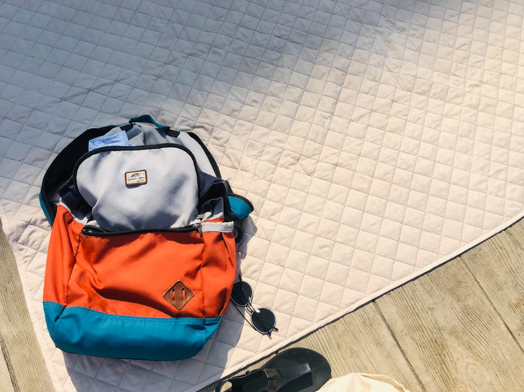 5 Essential Tips for Selecting a Travel Bag That Lasts